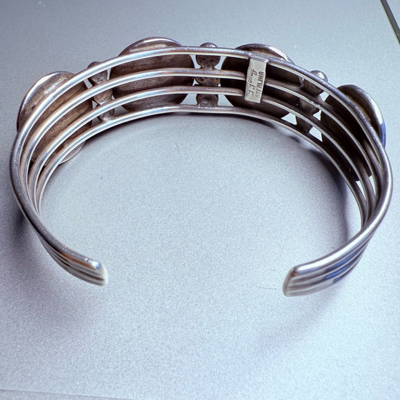 Navajo Modernist Gilbert Gomez Sterling Silver Bracelet, Ring, Earrings Set VTG - Picture 9 of 13